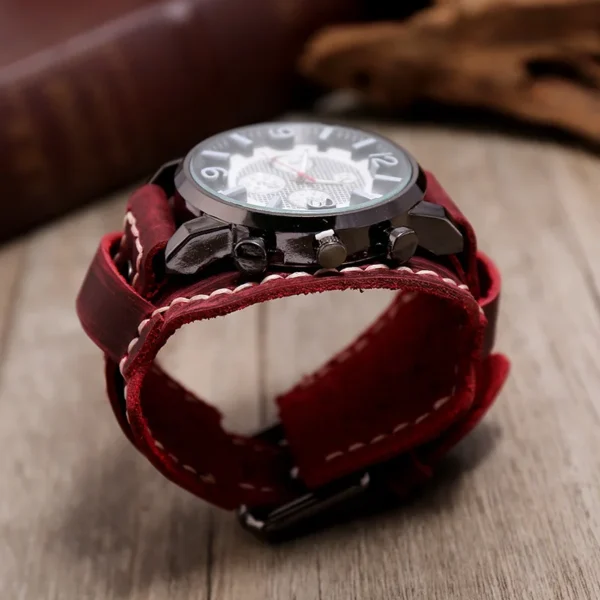 New Retro Mens Watches Genuine Leather Wide Watchband Wristwatch Fashion Punk Style Quartz Watch For Men 2023 Cowhide Bangles - Image 5