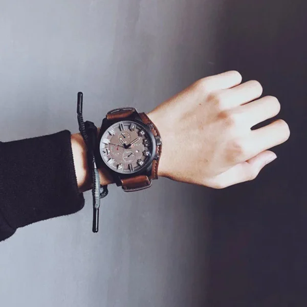 YIKAZE Luxury Business Men Quartz Watch Classic Retro Men's Watches Big Dial Leather Strap Date Military Wristwatch for Man - Image 4